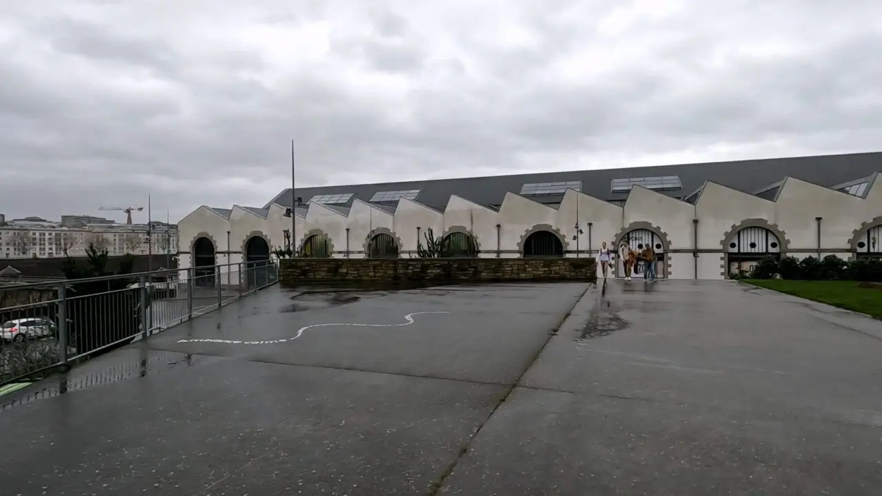 Exterior view of Les Ateliers des Capucins cultural center in Brest with distinctive modern architecture